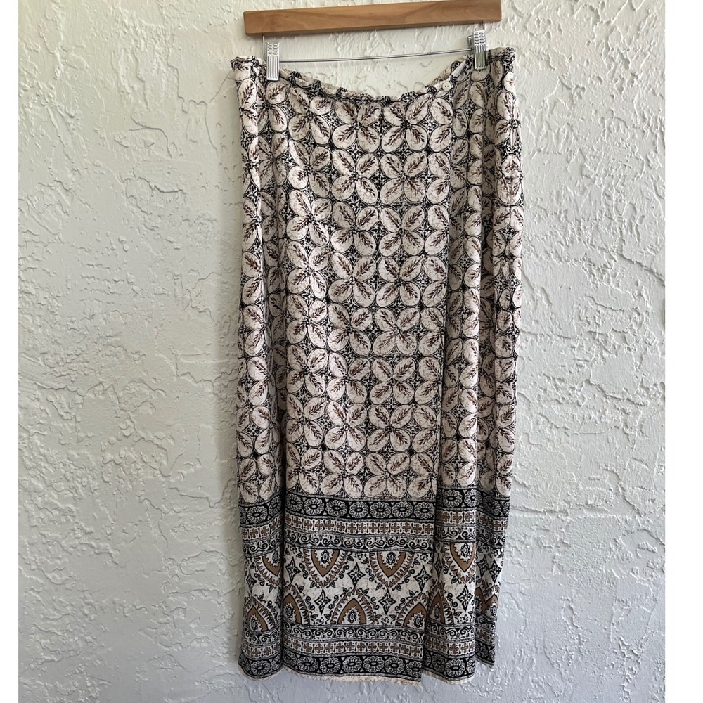 Liz Claiborne Woman 100% Silk Maxi Skirt 1X Boho Floral Border Print